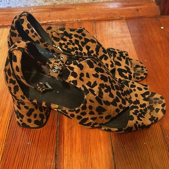 Cheetah print block heels - Picture 2 of 5